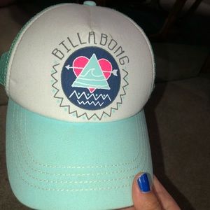 Billabong trucker hat